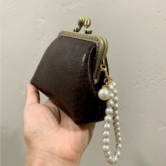 Vintage Handsewn Genuine Embossed Leather Kisslock Clutch/Wallet/Wristlet - Picture 9 of 13